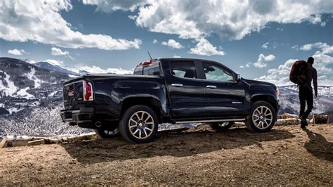 2020 GMC Canyon Denali | Photo Gallery | GMC Canada