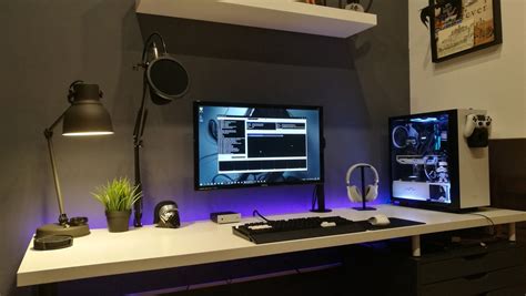 White Desk Gaming Setup - Emi Furniture