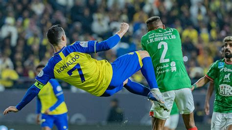 Cristiano Ronaldo shares photo attempting overhead kick on Al-Nassr debut.. but he missed the ...