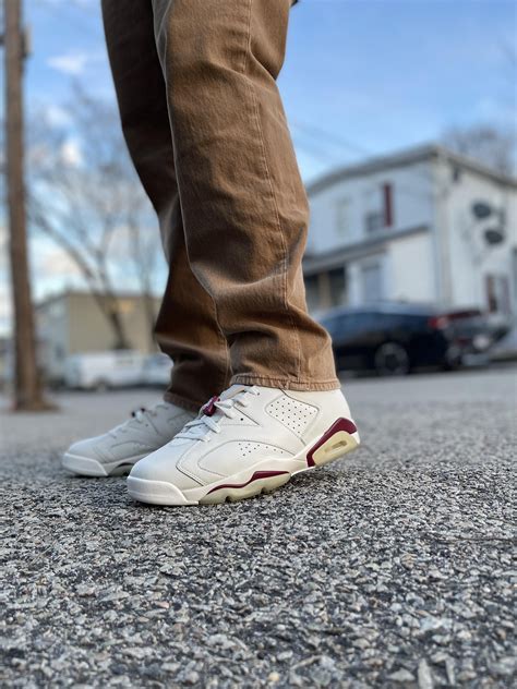 Air Jordan 6 Maroon on feet today. One of my favorite colorways : r/Sneakers