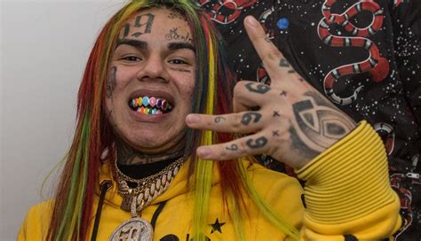 Daniel Hernandez, Popularly Known As Tekashi 6ix9ine, Arrested On Racketeering Charges | Crime Time