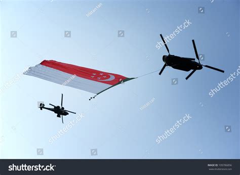 1,115 Singapore Helicopter Images, Stock Photos & Vectors | Shutterstock