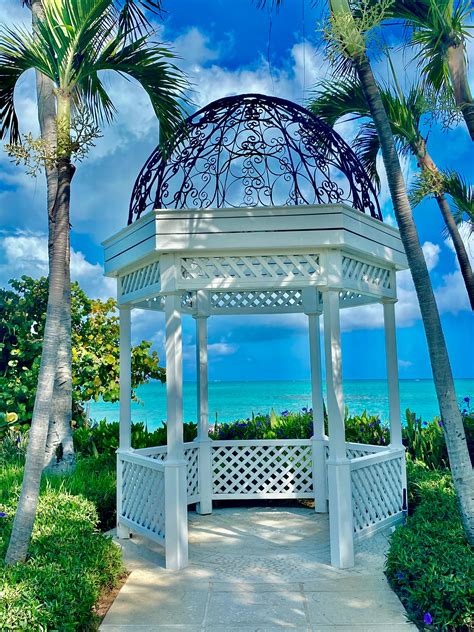 6 Best Luxury Resorts on Turks & Caicos