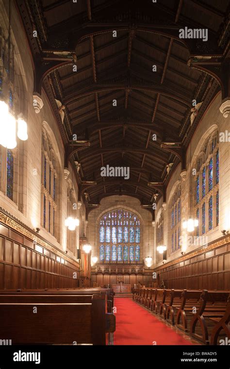 Chicago chapel hi-res stock photography and images - Alamy