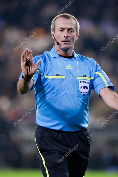 Referee Martin Atkinson during the game – Stock Editorial Photo © lakasa studyo #54470727