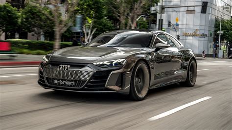 Audi Confirms A4-Sized e-tron GT Electric Sedan | Automobile Magazine