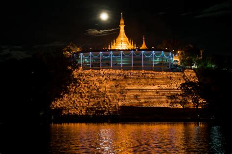 Myanmar – Festival of Lights – Michael Paramonti Fotografie