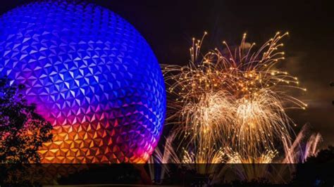 Beautiful Fireworks at Epcot Walt Disney, Orlando - Florida - YouTube