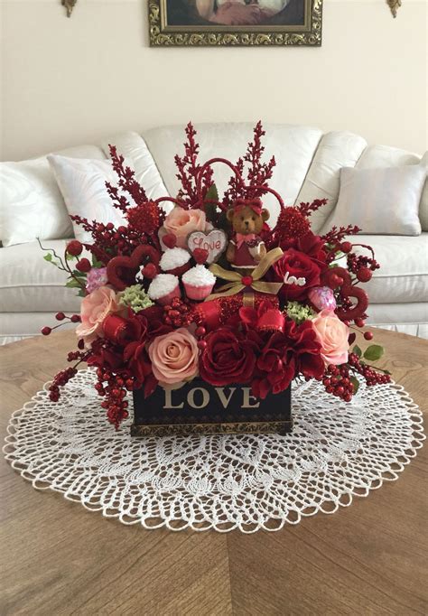 Valentine's Day Silk Floral Arrangement | DIY Valentine's Day Centerpiece