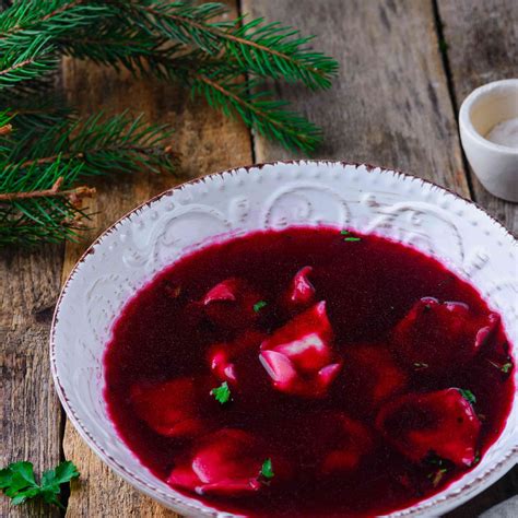 Polish Christmas Eve Beet Soup