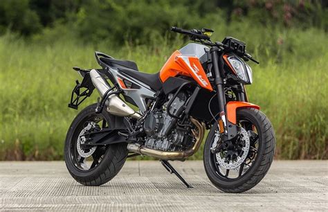 KTM Duke 790 : Price, Features, Specifications