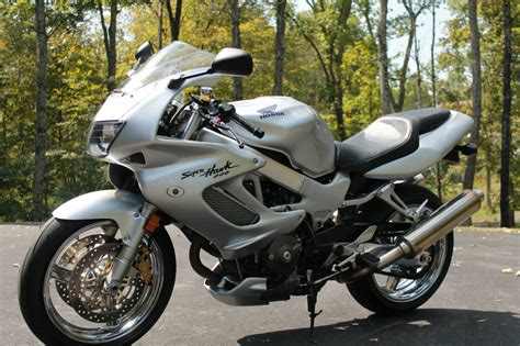 Affordable Twin: 1998 Honda VTR1000F Super Hawk for Sale - Rare ...