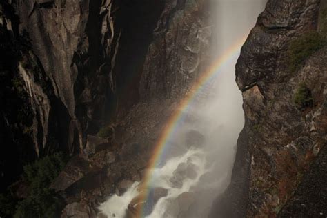 Moonbow Photography - 24 Magnificent Photos of Lunar Rainbow - Hongkiat