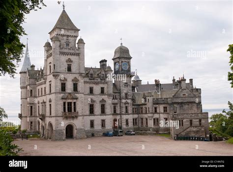 Dornoch castle hi-res stock photography and images - Alamy