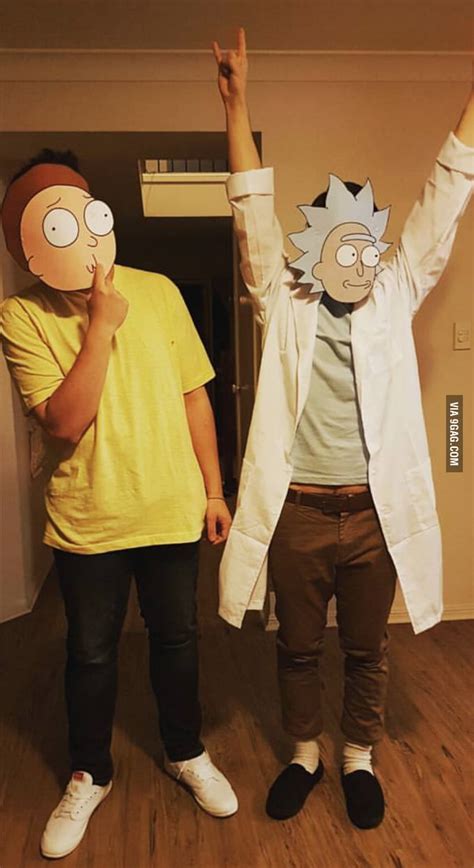 My friends Tiny Rick and Morty Costume. Happy Halloween! - 9GAG