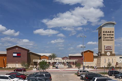 Complete List Of Stores Located At Houston Premium Outlets® - A ...