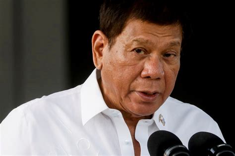 Philippines' Duterte says he takes full responsibility for drugs war | Reuters