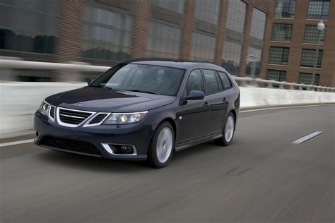 Saab 9-3 Aero SportCombi (2009) - pictures & information