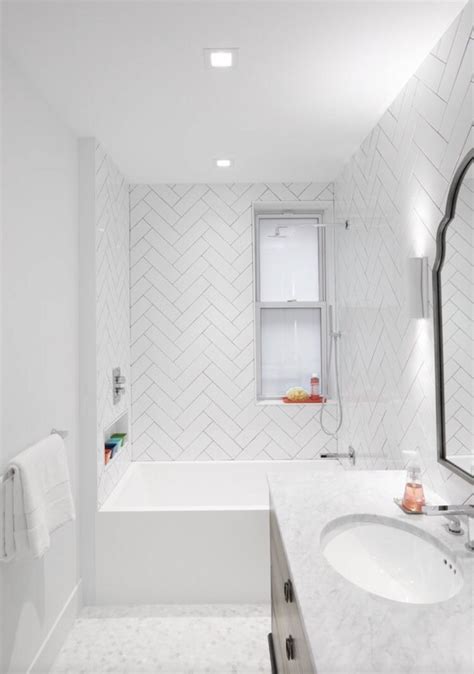 20+ Herringbone Tiles Bathroom Ideas - HMDCRTN