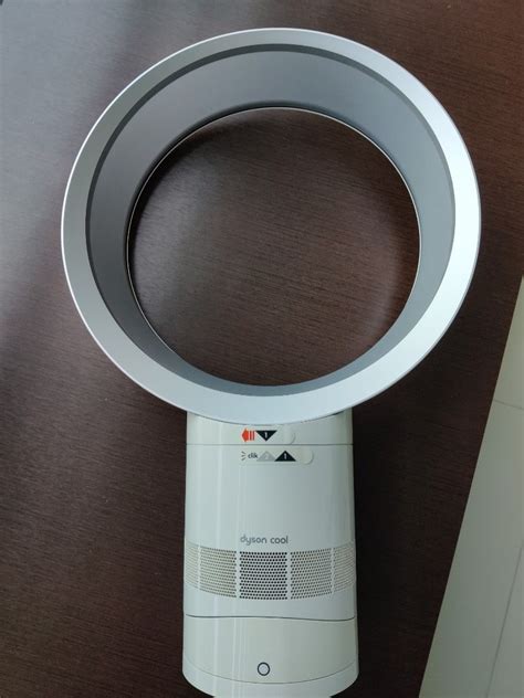 Dyson Fan, Furniture & Home Living, Lighting & Fans, Fans on Carousell