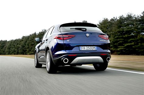 2018 Alfa Romeo Stelvio Q4 First Drive Review