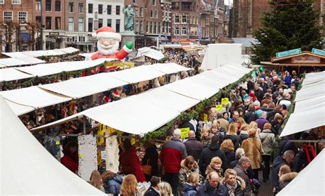 Overcrowded Christmas market Haarlem in the top 5 of the Netherlands | expatsHaarlem