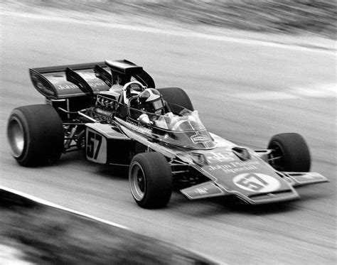 Moments In Motorsport (1): JPS Lotus 72 / Emerson Fittipaldi ...