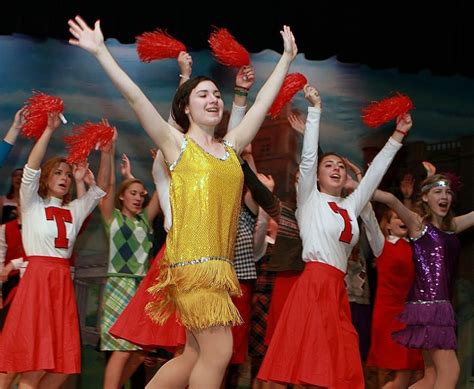 “Good News” musical fuses theater, football in single production – THE ALGONQUIN HARBINGER