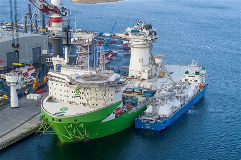 Offshore installation vessel Orion fuelled for the first time with LNG