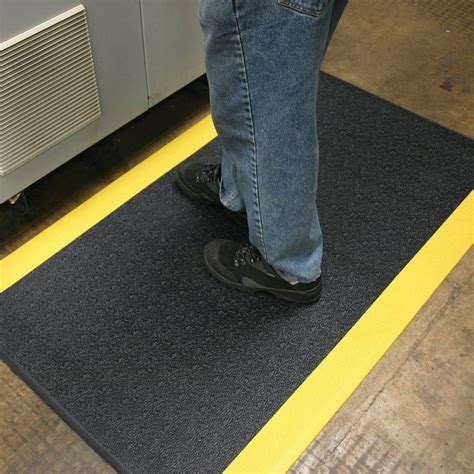 COBA OrthoMat Safety Pebble Anti-fatigue - Mat 900 x 600mm | Parrs