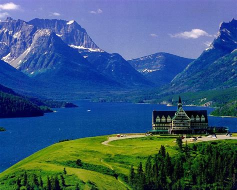 Waterton Lakes National Park Of Canada Wallpapers - Wallpaper Cave