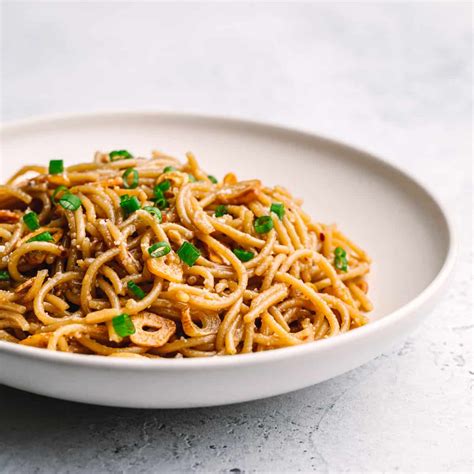 Chilli Garlic Noodles - Posh Journal