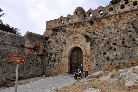 ⭐ Tourist-Info für die Insel Kreta ⛵, Griechenland ⭐ - Festung Fortezza in Rethymnon