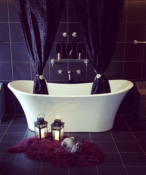 13+ Beautiful Gothic Bathroom Ideas in 2024 | Houszed