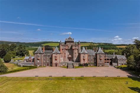 Thirlestane Castle Wedding venue | Bridebook