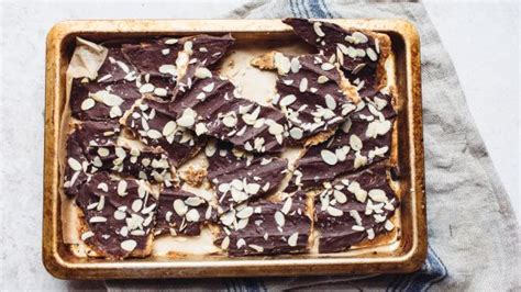 Chocolate Covered Toffee Matzo (Matzah) Recipe - Food.com | Recipe | Chocolate covered matzah ...