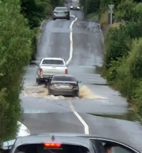 Kerry roads affected by heavy rain | RadioKerry.ie