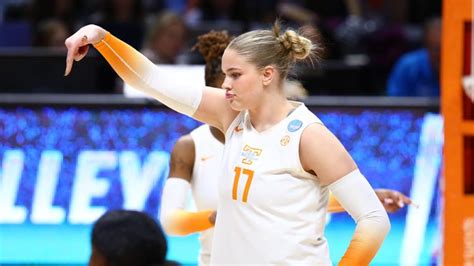 Tennessee volleyball wins opening round of NCAA Tournament in straight ...