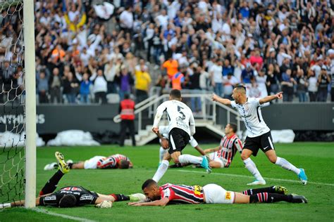 Corinthians X São Paulo 6X1 / Corinthians x São Paulo, quem tem mais ...