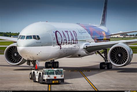 A7-BAE - Qatar Airways Boeing 777-300ER at Montreal - Pierre Elliott ...