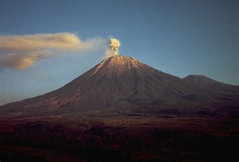 Global Volcanism Program | Semeru