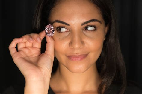 Ultra-Rare ‘Pink Star’ Diamond Returns to Auction in Hong Kong – WWD