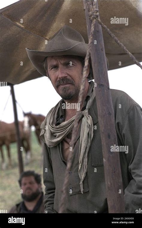 KEVIN COSTNER, OPEN RANGE, 2003 Stock Photo - Alamy