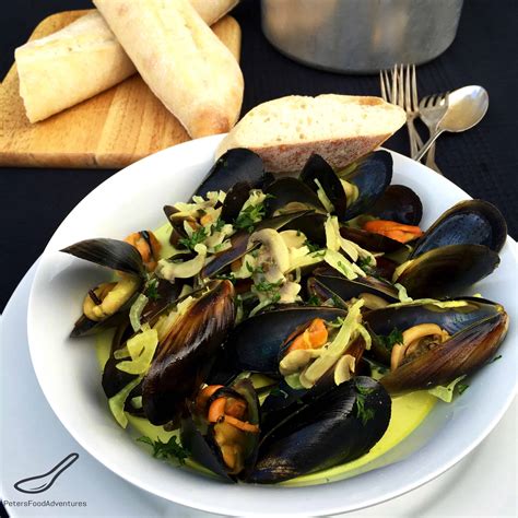 Mussels in a Creamy White Wine Sauce Recipe - PetersFoodAdventures