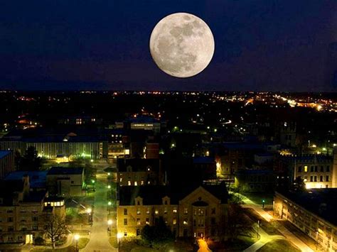 15 Stunning Images Of A Supermoon Taken In Different Locations