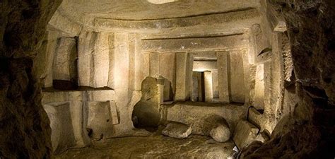 Hypogeum of Ħal-Saflieni. Malta. | Prehistoric, Unexplained mysteries ...