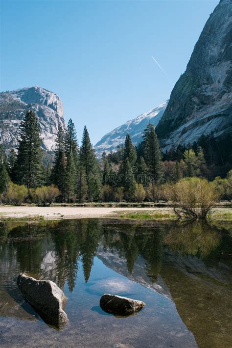 Mirror Lake, Yosemite National Park, California Stock Photo - Image of trail, outdoors: 247150700