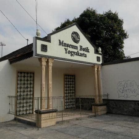 Yogyakarta Batik Museum (Indonesia): Hours, Address, Attraction Reviews ...