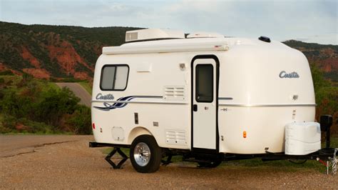 5 Best Small Travel Trailers with Bathrooms in 2022 - Drivin' & Vibin'