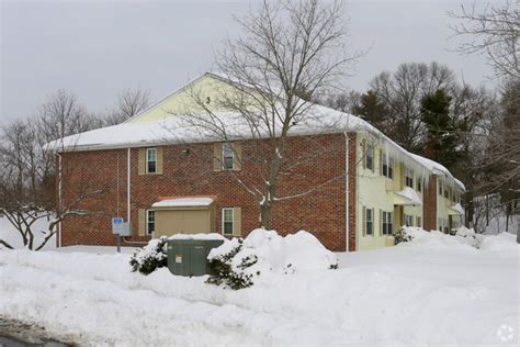 Lamplighter Village - 1 Stagecoach Rd Canton MA 02021 | Apartment Finder